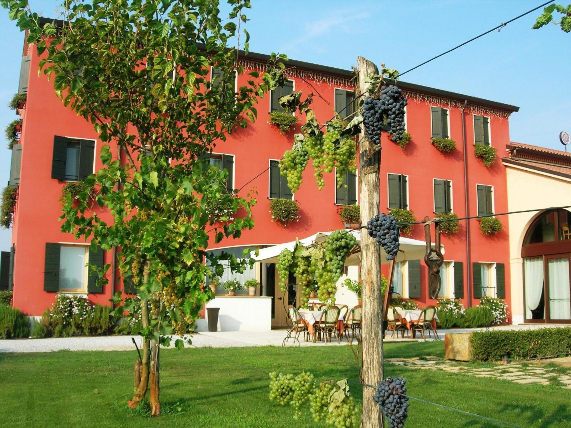 Borgo Ronchetto Hotel Salgareda Exterior photo